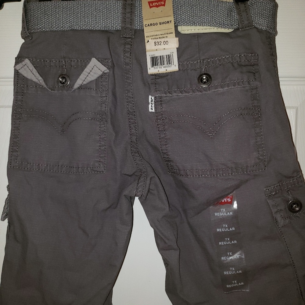 Levi's Cargo shorts, boys 7 regular brand new